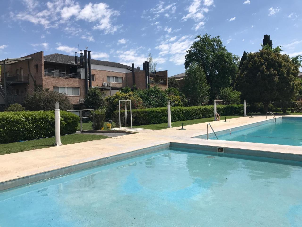 Apartamento En Country Pilar Piscina Parrilla Propia Hasta 4 Personas Exterior photo